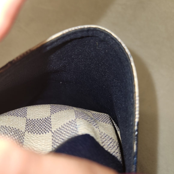 Louis Vuitton Bag. - Picture 12 of 15